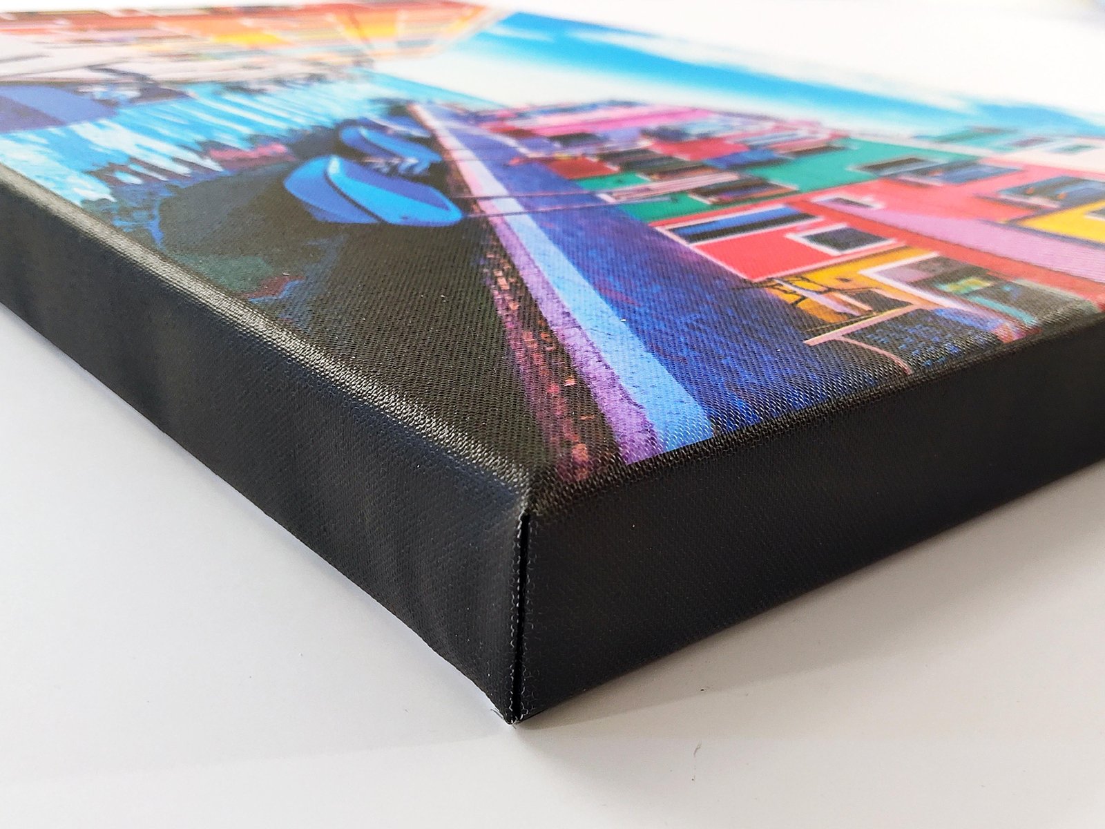 Hochwertige & günstige Leinwände aus Luxemburg. Bis zu 80% reduziert